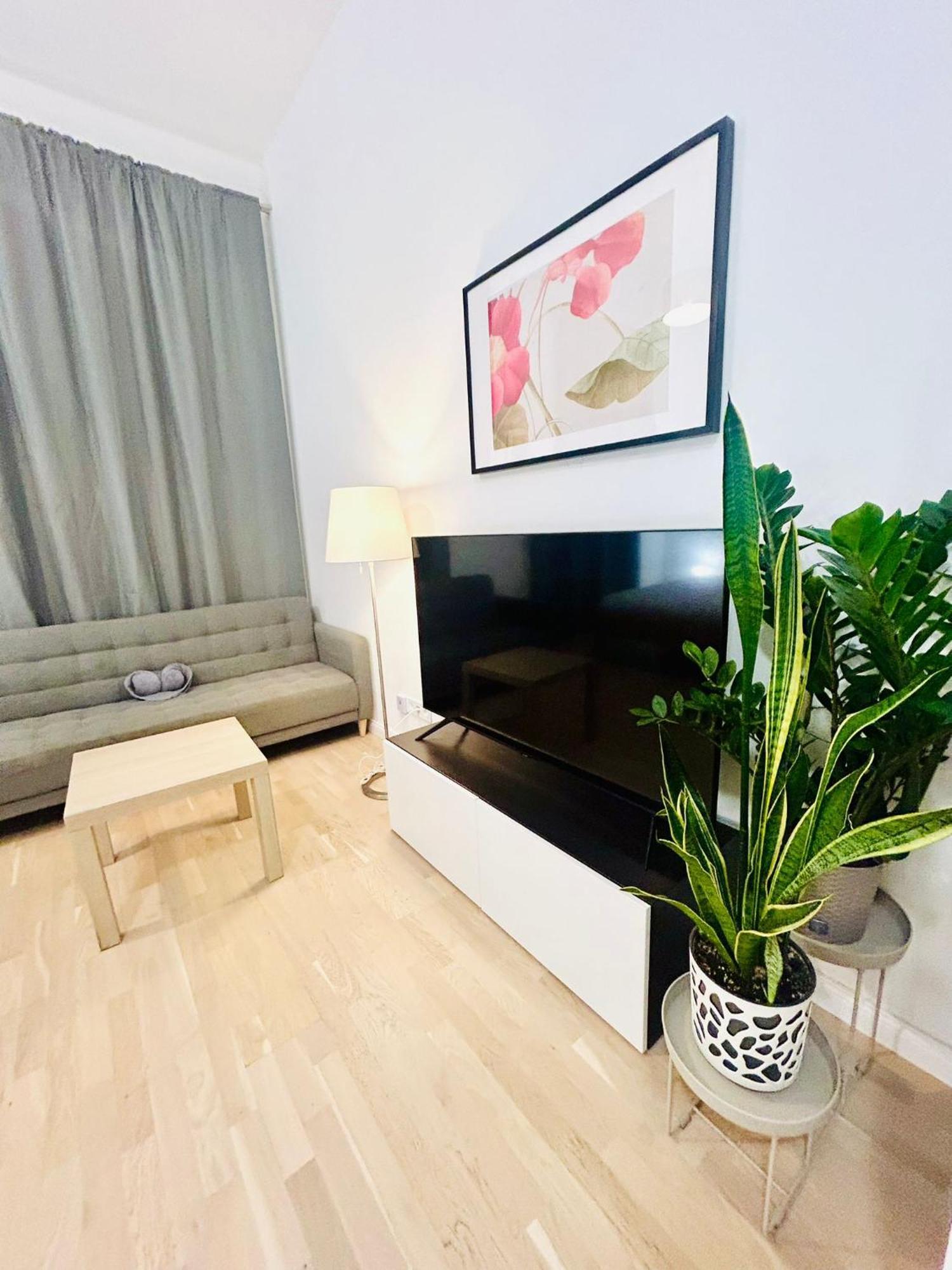 New Design & Style Apartments 50M From Wenceslas Square Praga Exterior foto